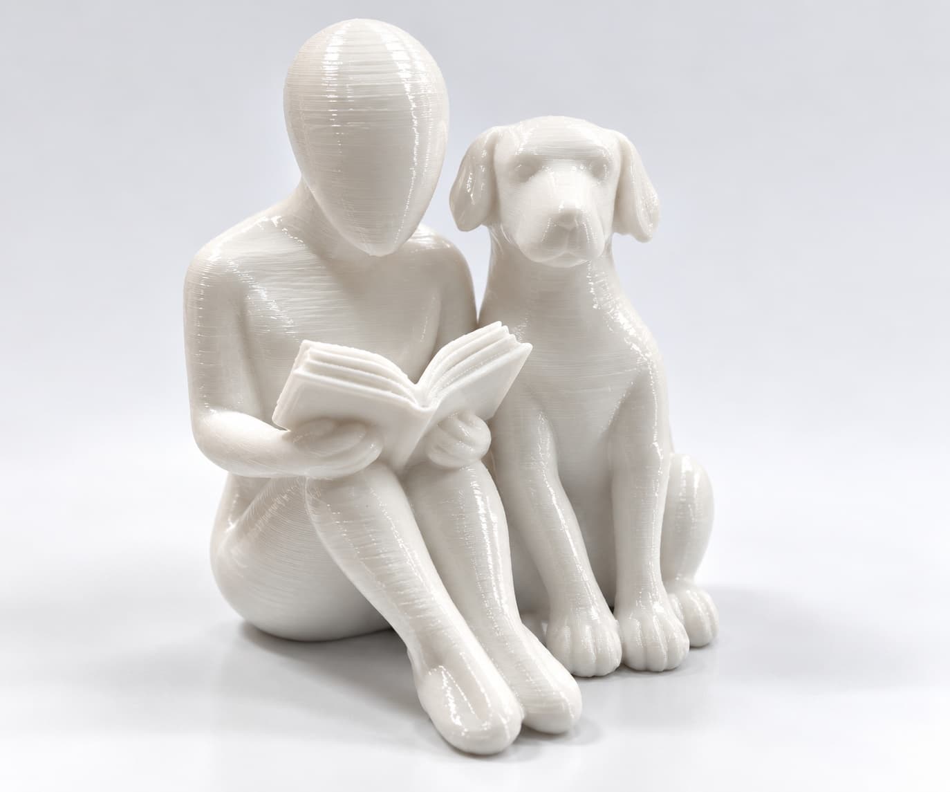 ADORNO AMO LEYENDO CON PERRO